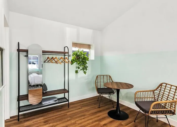Pohaku Paea Studio Suite.Nui