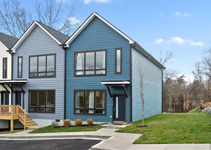 Rebecca'S Downtown Luxury Living