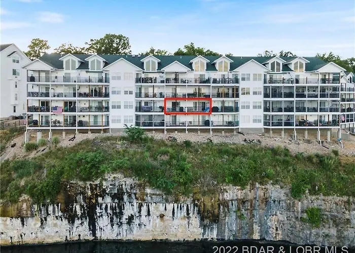 Most Exquisite View On The Lake! Usa Themed Fun Condo! Host Dedicated To Creating Your Next Memorable Vacation!