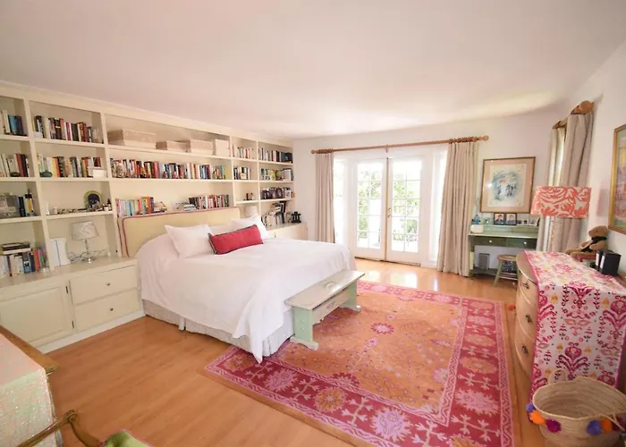 Beverly Hills Celebrity Home
