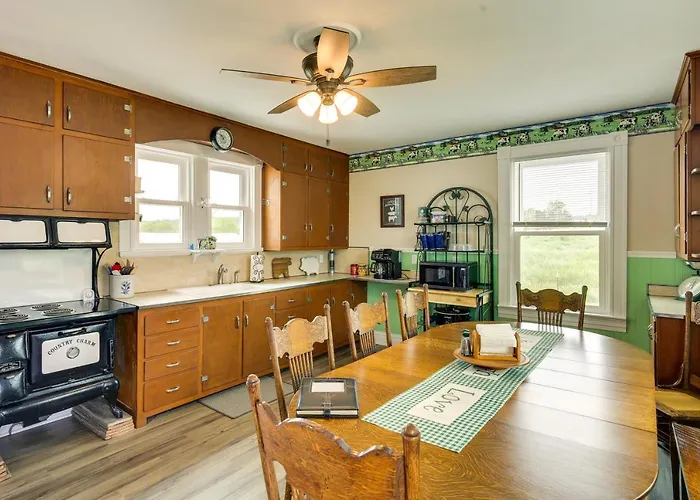 Peaceful Country Home In Serene Setting With Yard