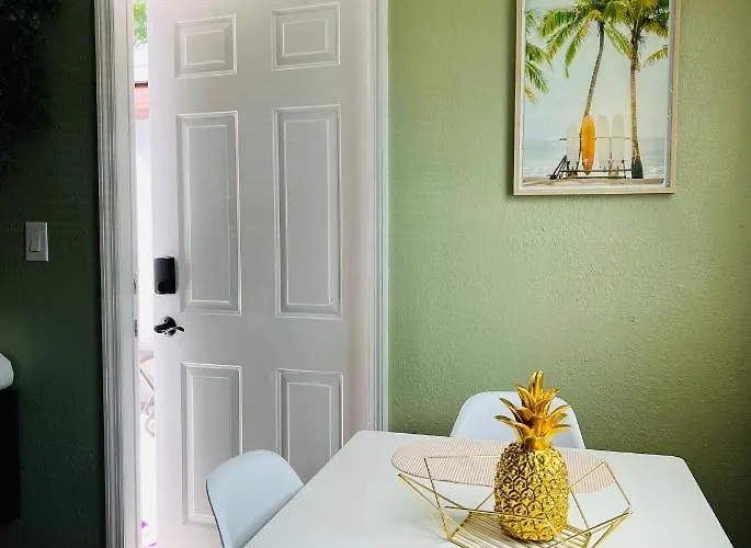 Apartment Near Tpa Airport