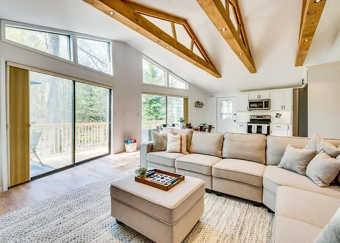 Deck & Community Perks: Bright Pocono Lake Home!