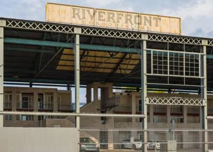Captain'S Quarters Riverfront #1