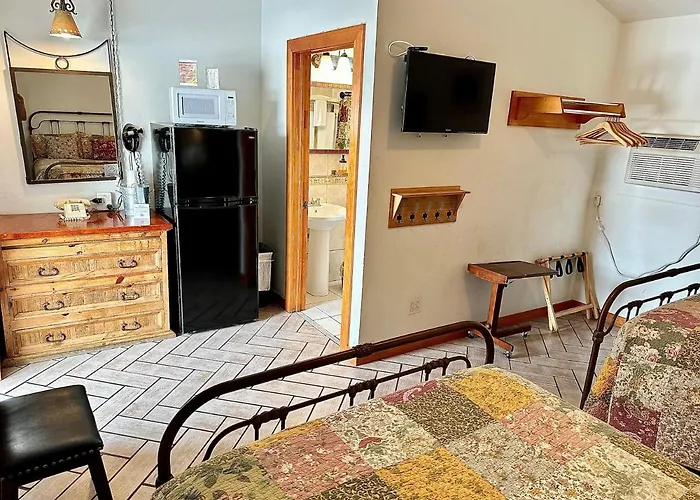 Buffalo Chip'S Ranch House Motel