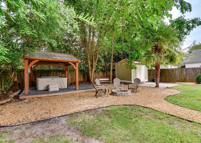 Elizabeth City Vacation Rental: Gazebo W/ Hot Tub!