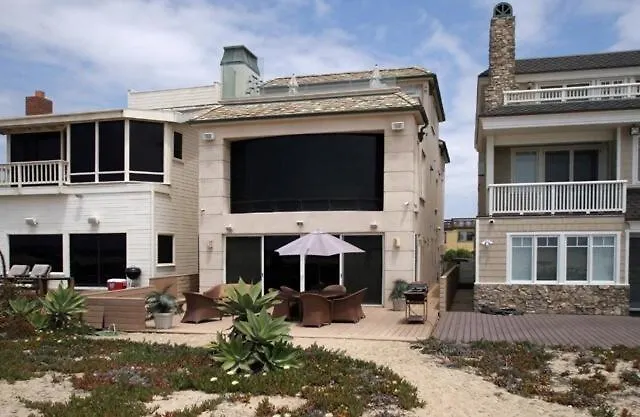 3 Bedroom 2 Bath Beachfront Home