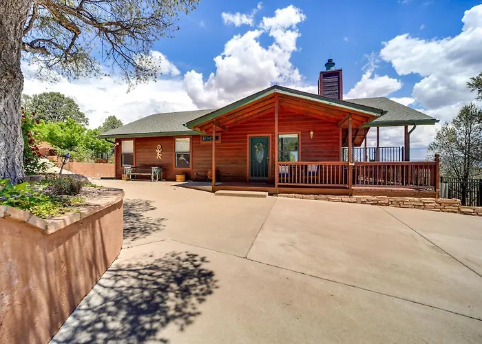 Fire Pit & Views: 'Falconcrest' Cottage In Payson!