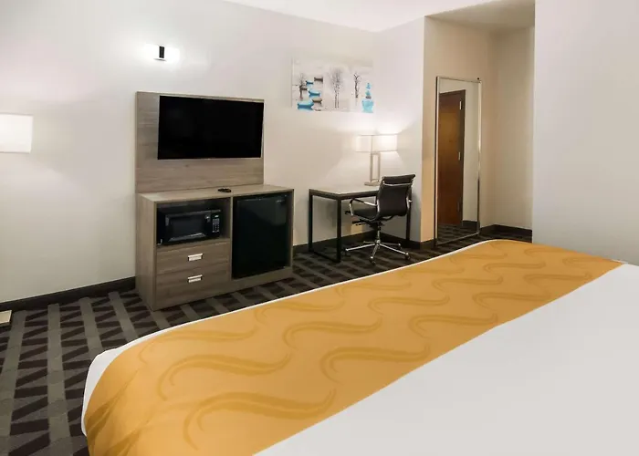 Quality Inn & Suites Waco North