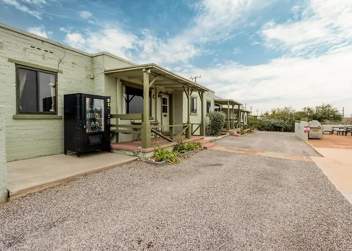 Sagebrush Inn