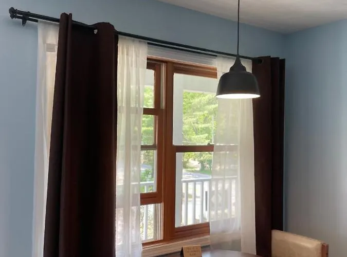M22 Inn Glen Arbor