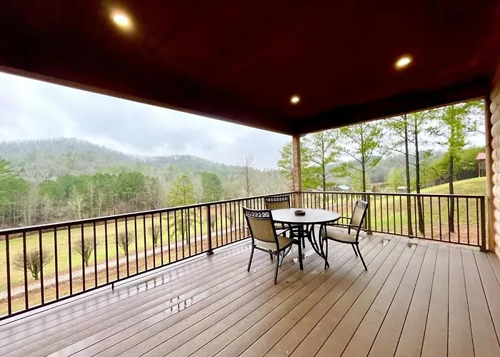 Perfect Stay For Fishing, Hiking, R&R - Charming Sapphire Bear Home