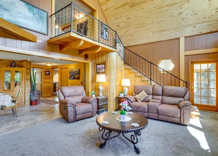 Sunny Cedaredge Home W/ Mtn Views - Hike & Fish!
