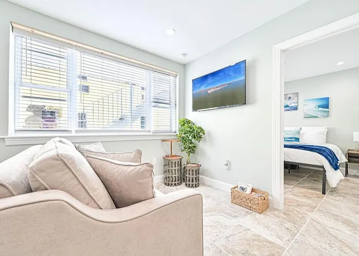 318 E Youngs Ave Unit 2 Seaside Retreat Salty Shore Getaway