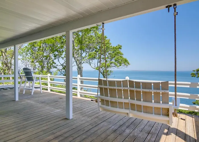 4 Mi To Downtown Plymouth! Bayfront Home W/ Deck
