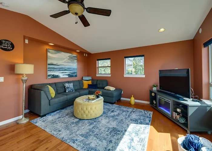 Waterfront Birch Bay Rental - Walk To Beach!
