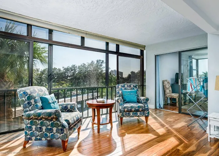 Harbor Tower Gulf Luxe Escape