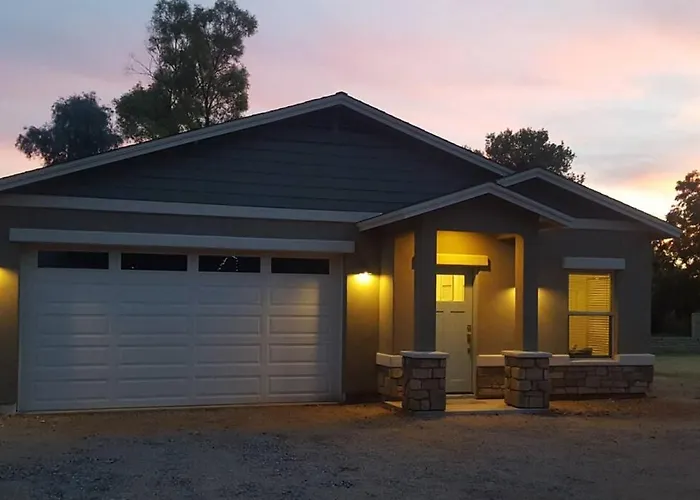 Two Bedroom Guest House In Gilbert