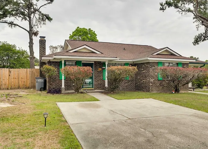 Vibrant North Charleston Duplex Near Airport!
