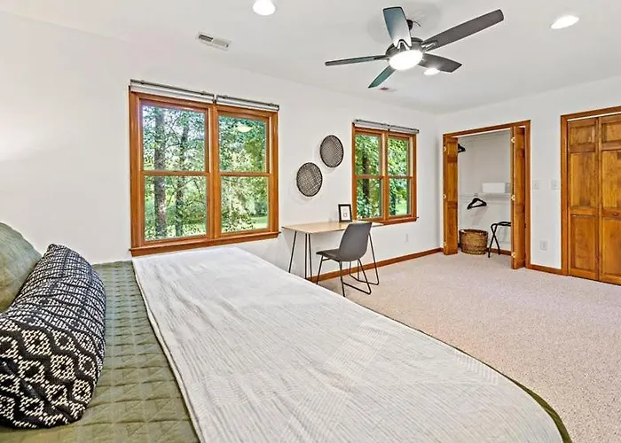 Blue Ridge View Pet Friendly, Deck, Grill