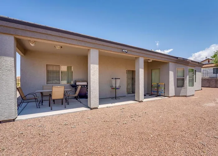 Beautiful Bullhead City Home Rental W/ Yard!