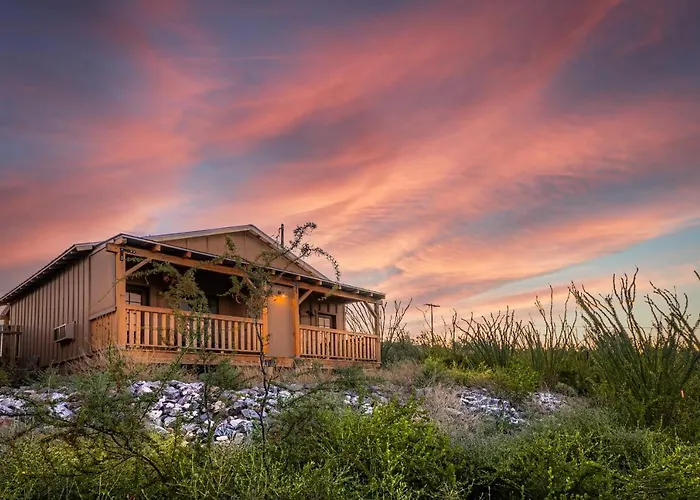 -Pet Friendly- Miners Cabin #6 - King Bed With Private Balcony