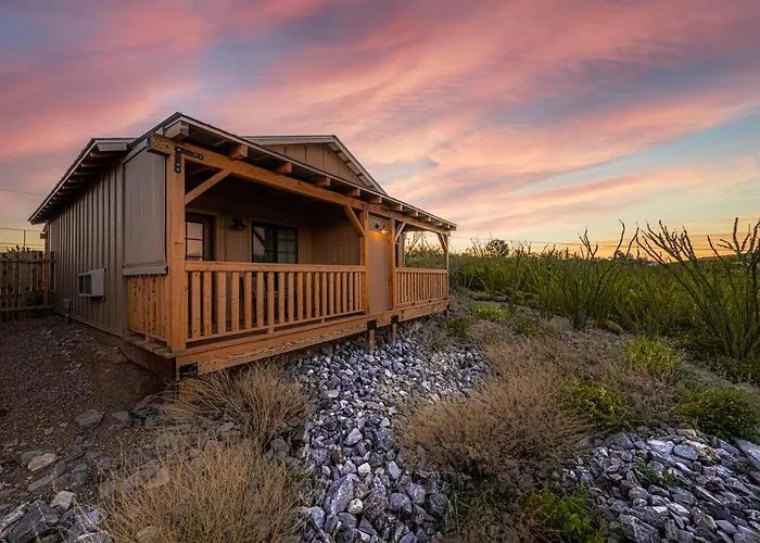 -Pet Friendly- Miners Cabin #6 - King Bed With Private Balcony