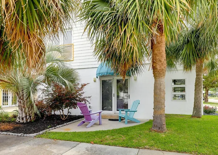 Coastal North Carolina Abode - Rooftop Water Views