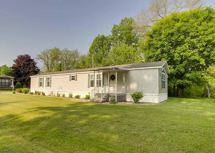 Charming South Haven Home - Great Location!
