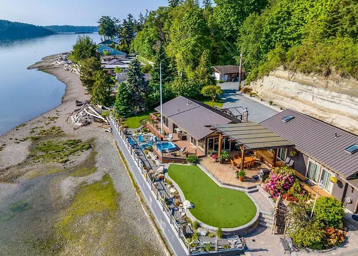 Waterfront Similk Bay Compound W/ Luxury Amenities