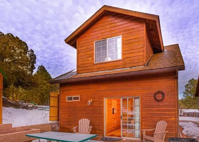 Cabin #3 Rainbow Trout - Pet Friendly- Sleeps 6 - Playground & Game Room