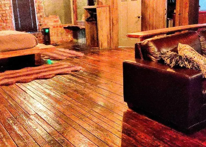 Hocking Hills Rusty Lofts