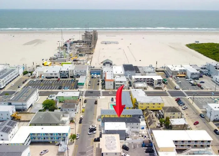 318 E Youngs Ave Unit 1 Seaside Serenity Salty Shore Retreat