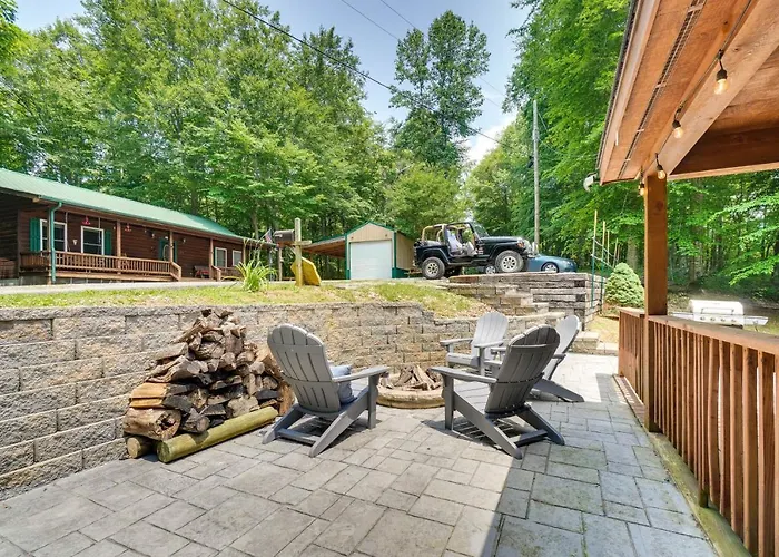 Cozy Tennessee Lake House W/ Grill & Fire Pit!