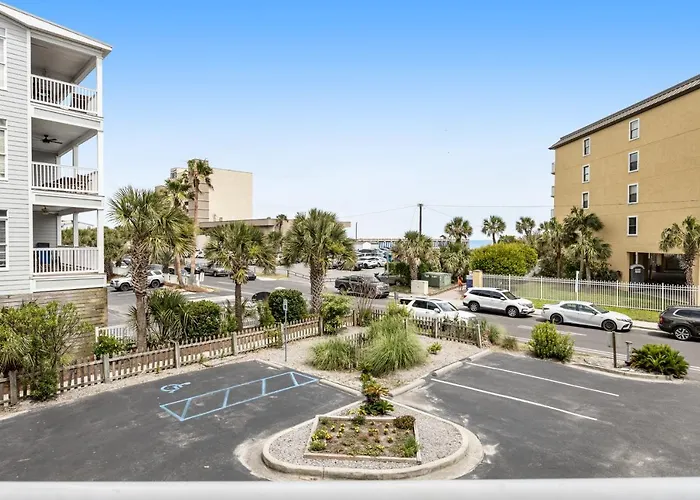 Pier Pointe Villas B102