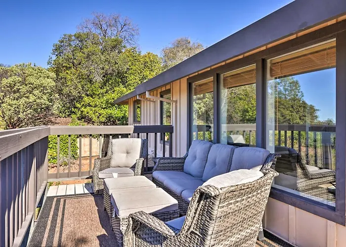 Balcony & Scenic View: Sonora Hideaway!