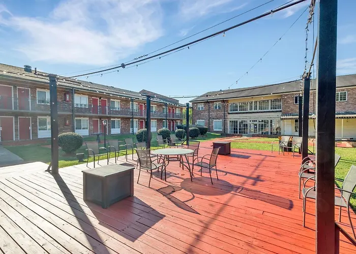 Residences At Windsor