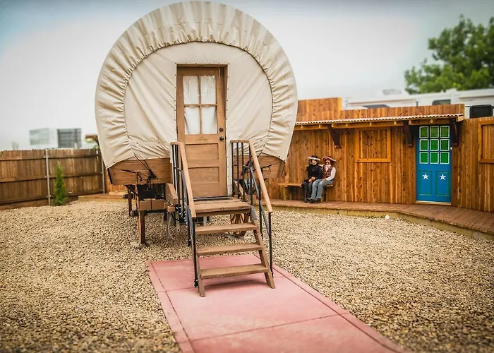 The Big Texan - Cabins And Wagons