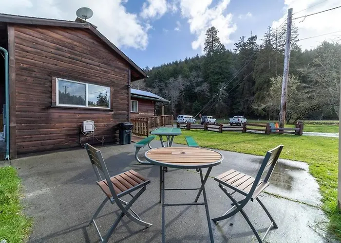 Elk Meadow Cabins 7 Beachcomber Studio