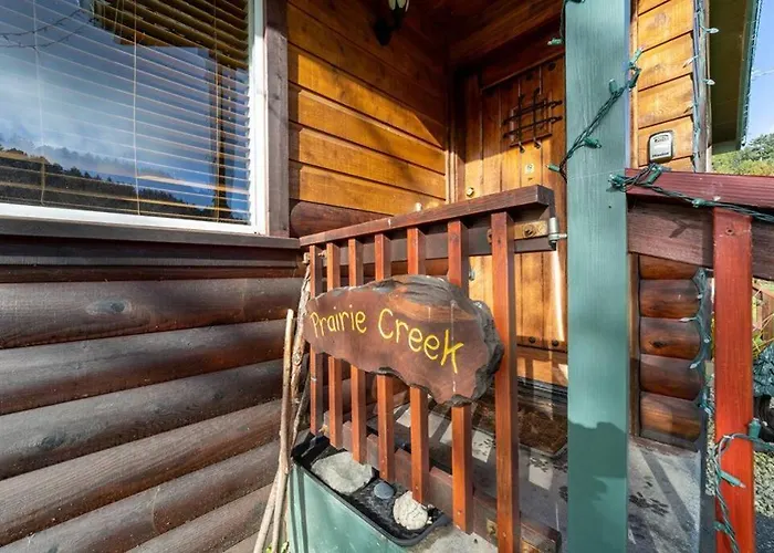 Elk Meadow Cabins 9A Prairie Creek Suite