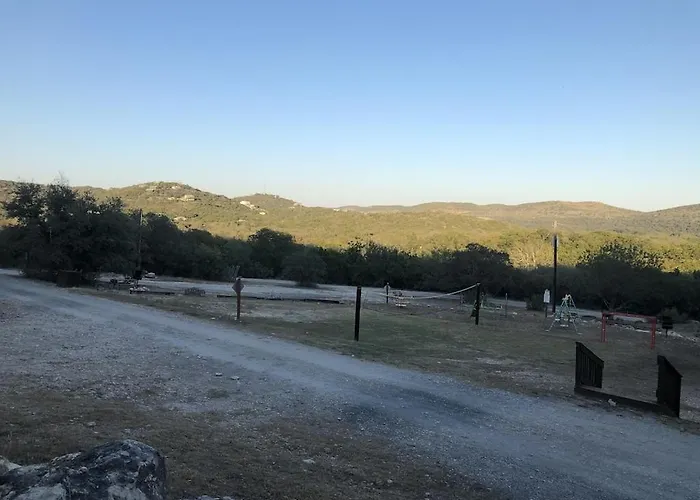 Garner State Park/Frio River Getaway In Concan