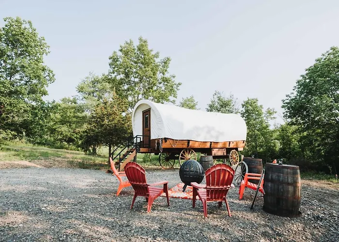 Heated & Ac Full Bathroom Covered Wagon