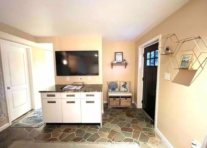 Beach Gem Hot Tub Ev-2Bd-4 Mi Beach And Outlets