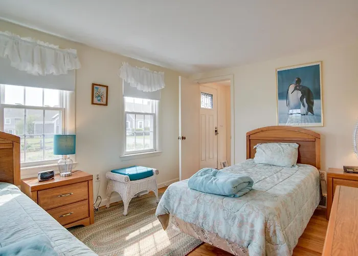 Walk To Beach: Chatham Gem W/ Ocean-View Sunroom!