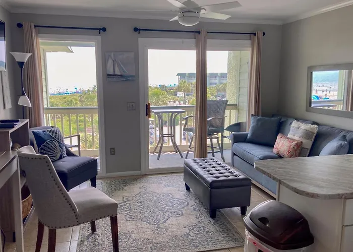 Sea Cabin 306-A