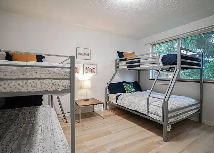 Poulsbo Scandinavian Retreat 2 Blocks To Dt