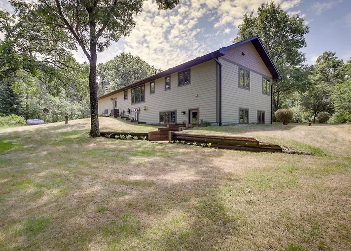 Secluded Wautoma Home W/ Fire Pit!