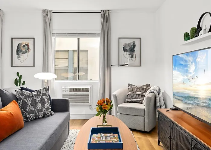 Double King Suite With Patio Dining And Parking Nrp21-00386