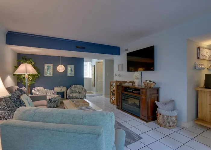 Serene Hilton Head Island Condo W/ Community Pool!