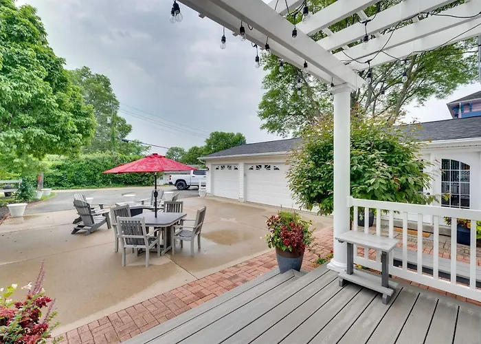 Game Room + Patio + Entertainment Area